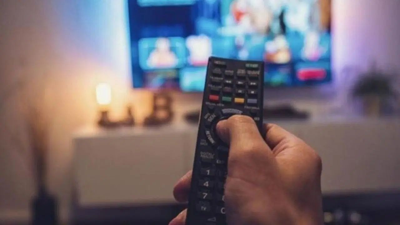 Bu akşam hangi diziler ve programlar var? 18 Kasım yayın akışı açıklandı! ATV, TRT 1, Show TV...
