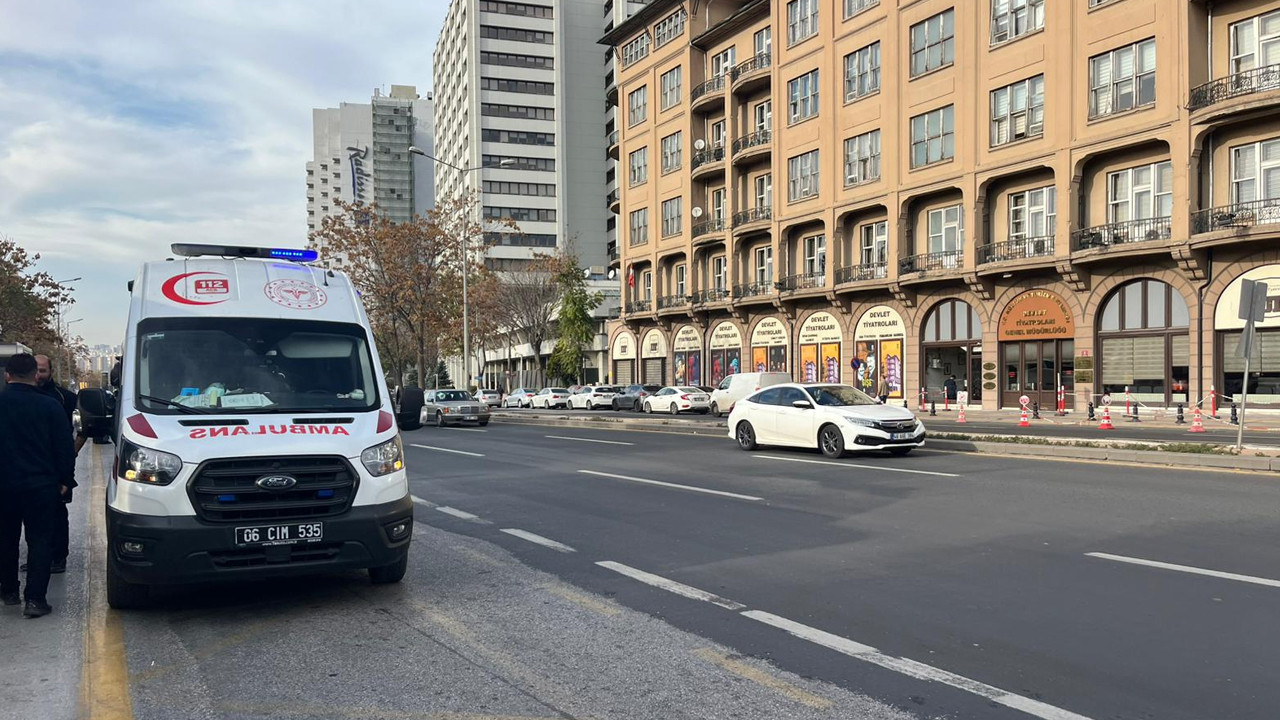 Ankara’da yaşlı adam bir anda yere yığıldı! Vatandaşlar yardıma koştu