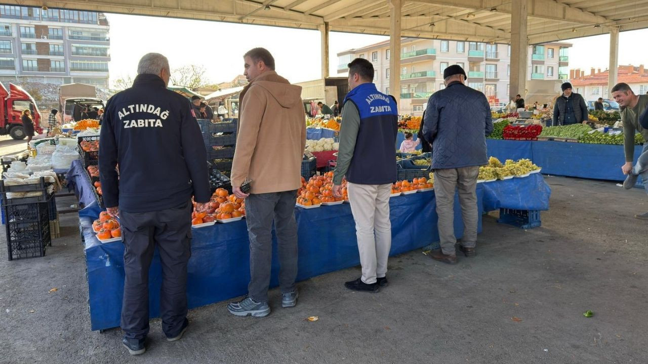 Altındağ Belediyesi Zabıta ekipleri semt pazarlarını mercek altına aldı