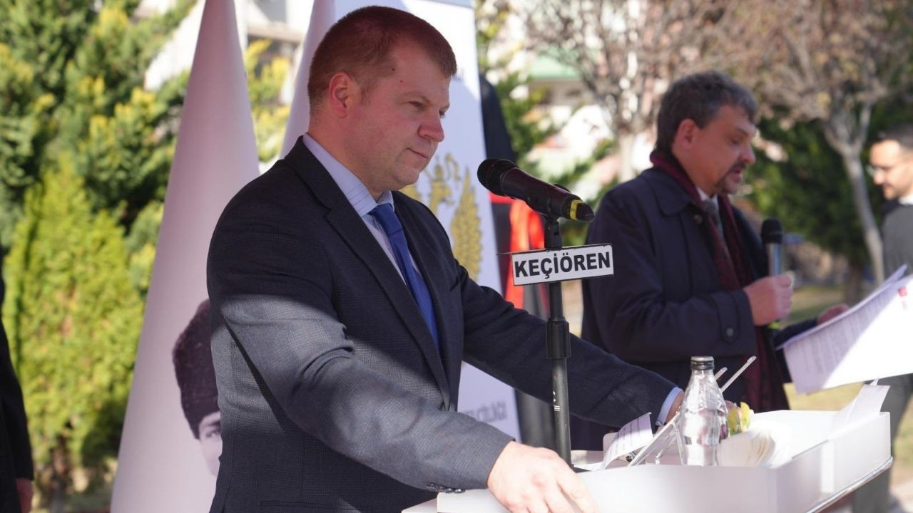 Rus-Türk dostluğunun sembolü olan şair Kaysın Kuliyev'in büstü Keçiören'de açıldı