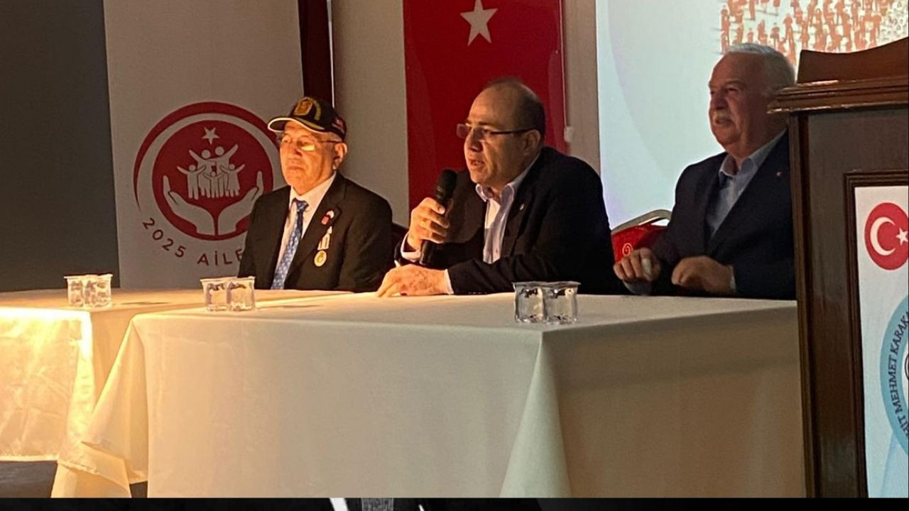 Keçiören'de kahramanlık ruhu yaşatıldı: Şehit ailesi ve Kıbrıs gazisi öğrencilerle buluştu