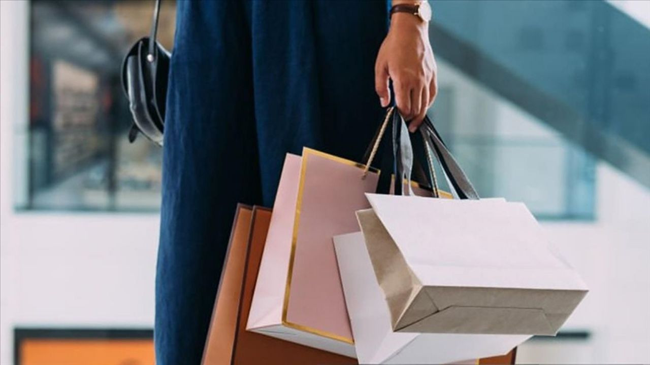 Büyük markaların '%80 İndirim' tuzağına suçüstü! Ticaret Bakanlığı harekete geçti