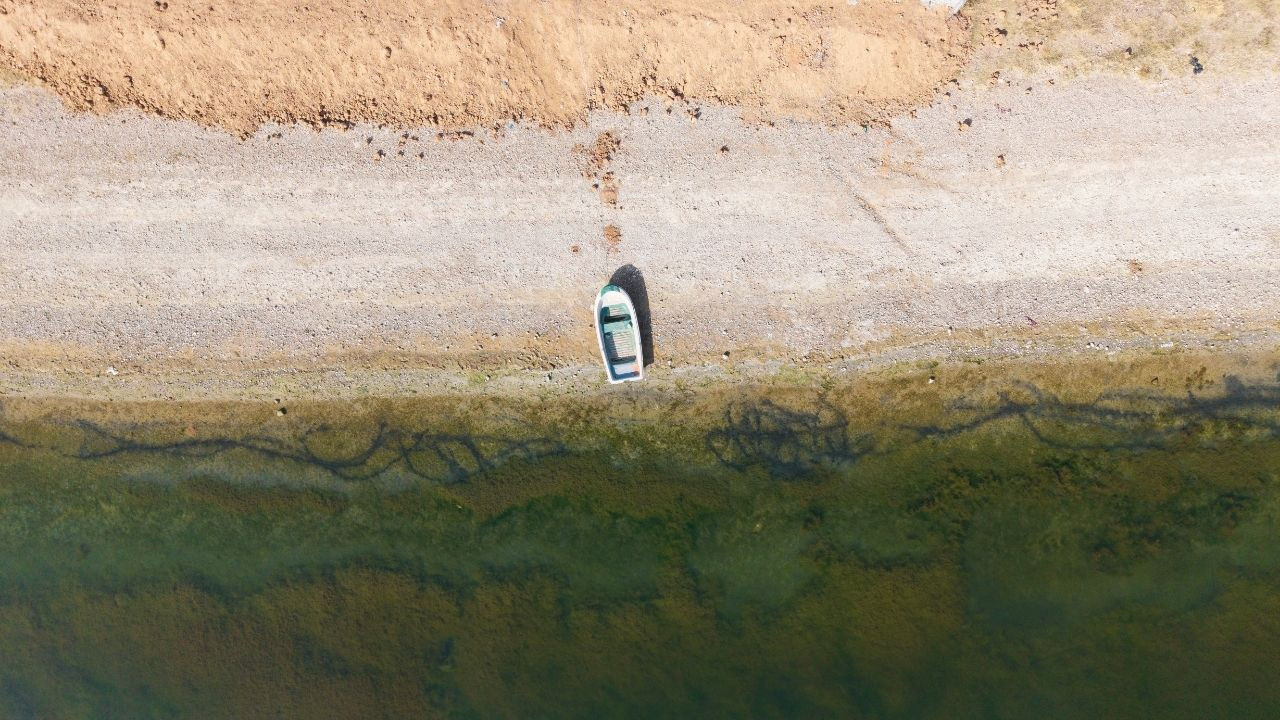 Mevsimler kaydı, tarım alarm verdi: Kuraklık Kırıkkale'de soğan tarlasını vurdu!