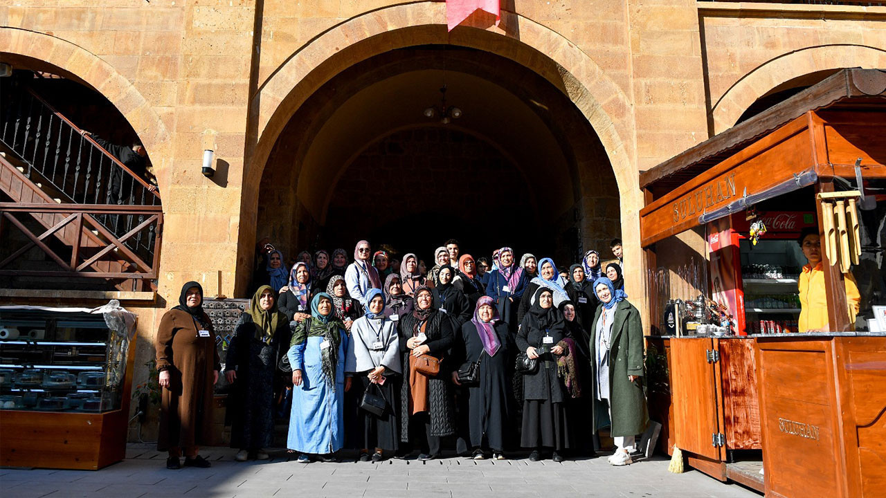 Altındağ’dan Türkiye turu: 10 bin kadın yollarda!