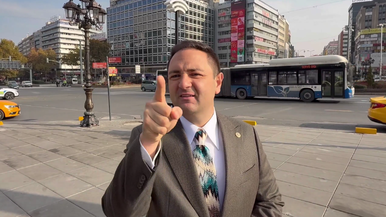 CHP'li Umut Akdoğan Kızılay'da topa tuttu! Gökçek ailesi "Mansur Yavaş Operasyonu" için iş birliği mi yapıyor?