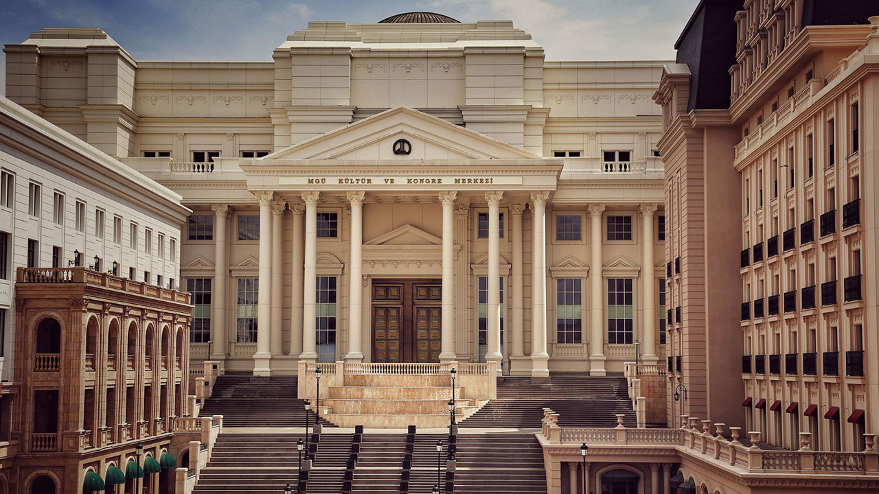 MGÜ'de yapay zeka odaklı özel söyleşi