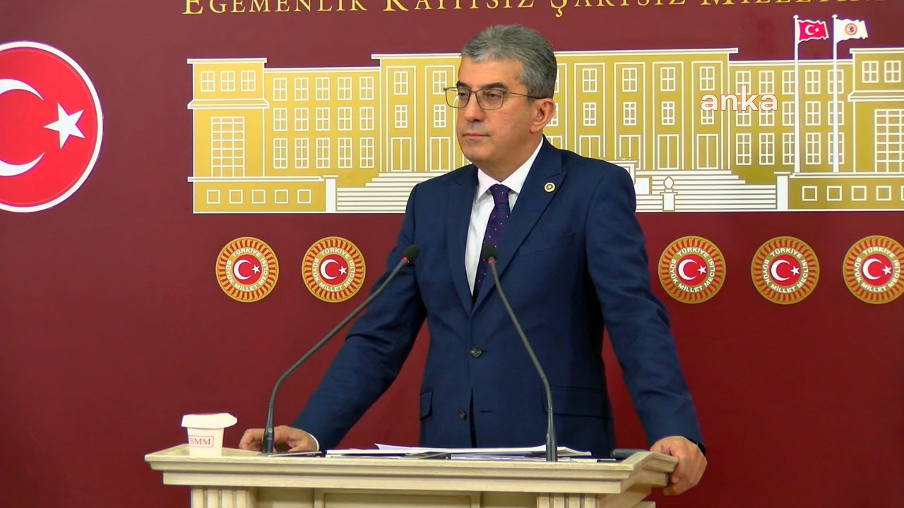 CHP'li Günaydın "öğretmen maaşlarını" eleştirdi!