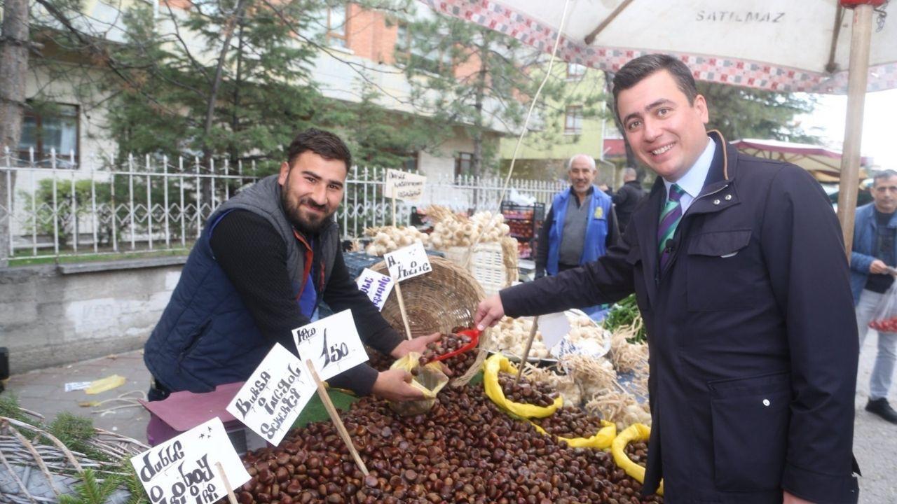 "CHP'nin korkulu rüyası" sahaya indi: Osman Gökçek, Gölbaşı pazarında halkın nabzını tuttu!