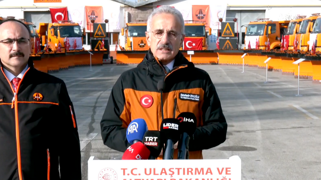 Bakan Uraloğlu, Ankara'dan seslendi! Trafik kazaları sebebi ile yaşanan ölümlerde sert düşüş!