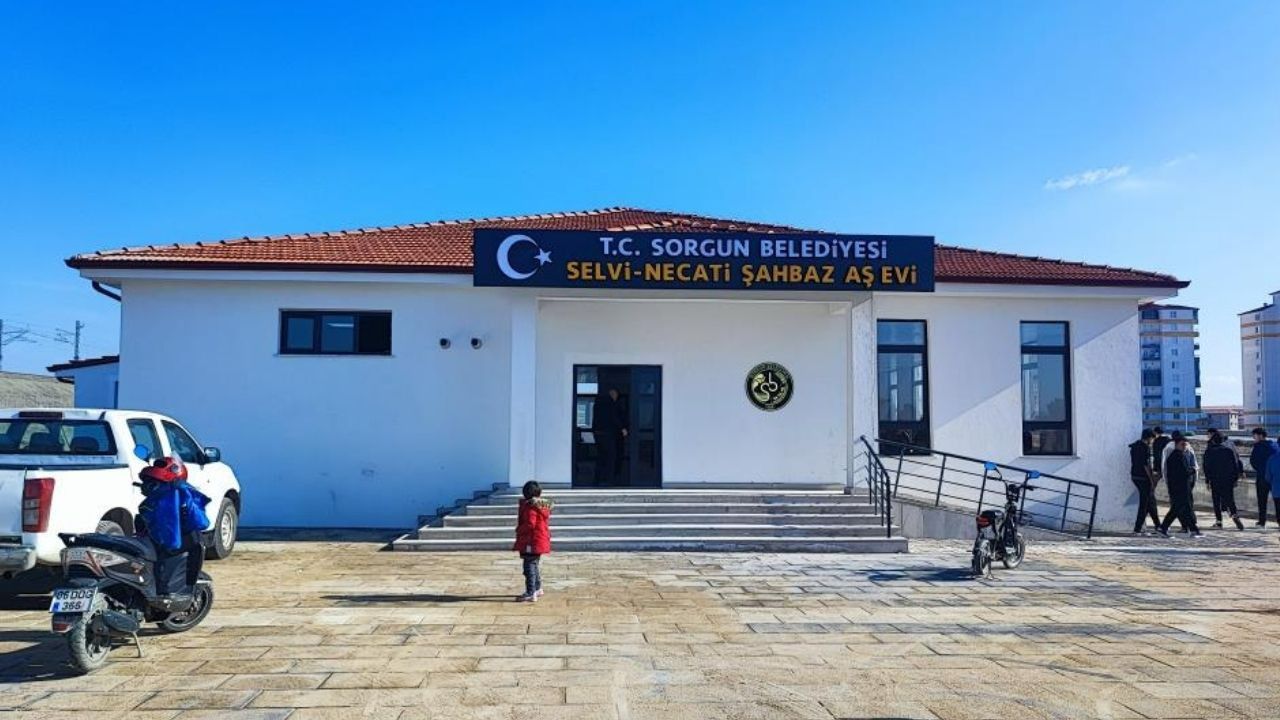 Sorgun’da iyilik sofrası! Aşevleri, her gün 700 kişiye yemek taşıyor