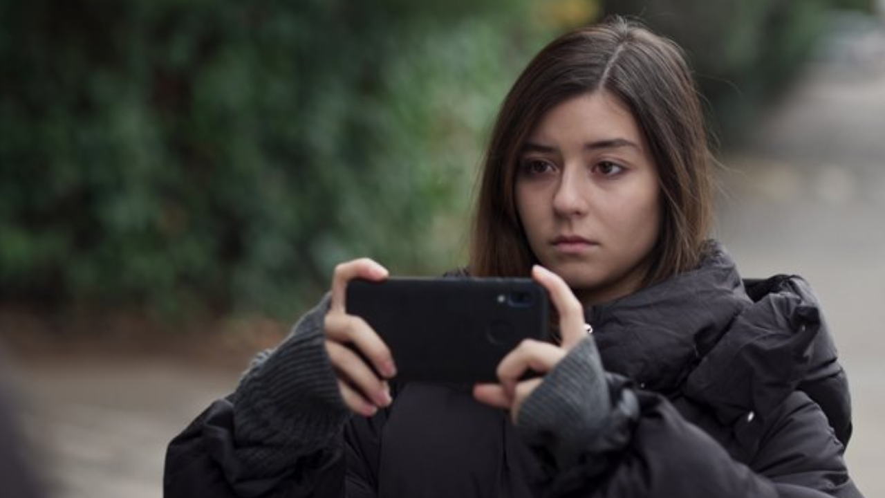 Can Borcu dizisinin Doğa karakterini canlandıran Dora Dalgıç kimdir, kaç yaşında?