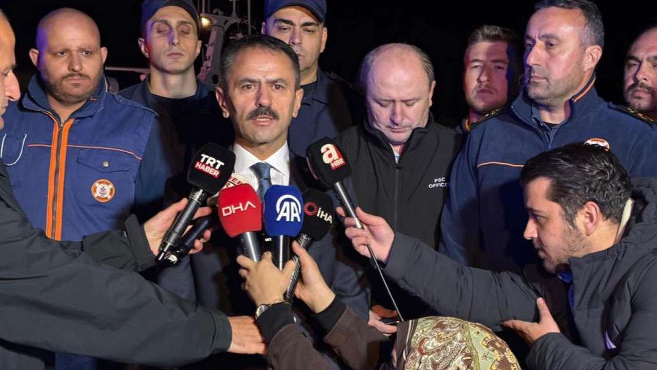 Kocaeli Valisi Aktaş duyurdu: Yangın hâlâ sürüyor!