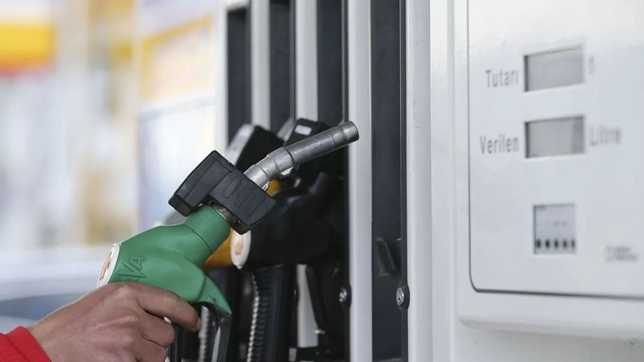 Akaryakıtta çifte indirim! 29 Kasım fiyatları neden düştü?