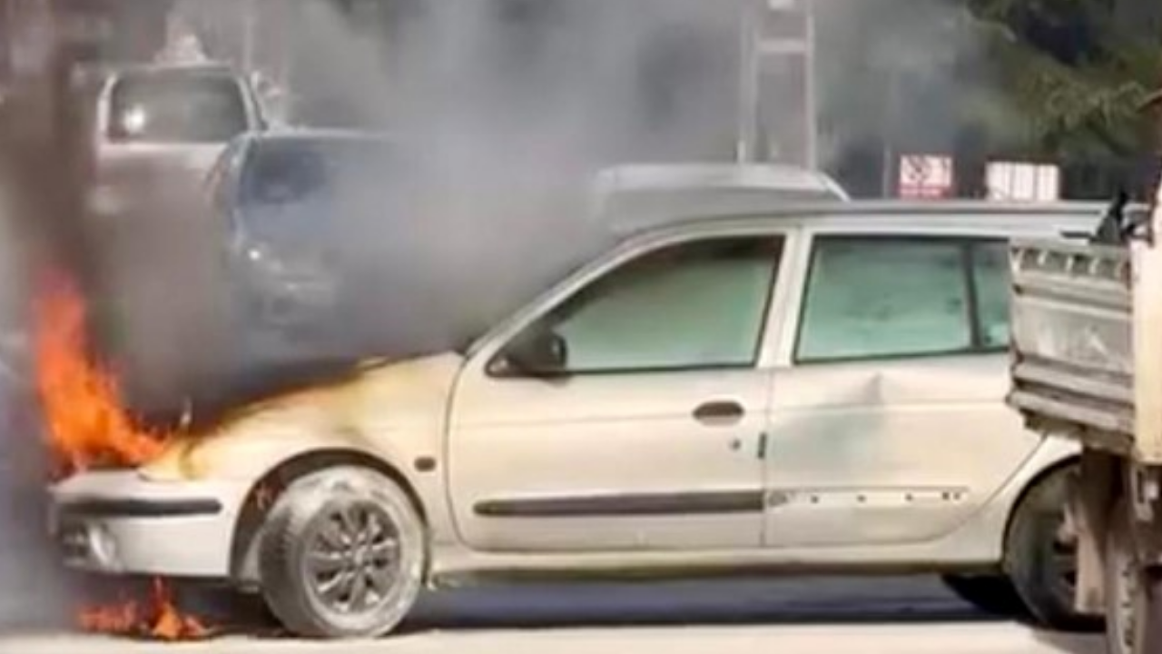 Ankara'da paniğe neden olan anlar: Seyir halindeki otomobil alevlere teslim oldu!