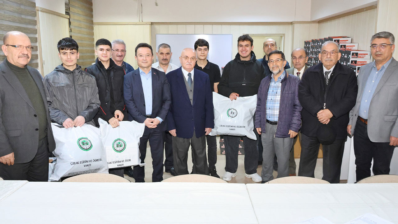 Ankara'da bin çırağa kış desteği! Vakıf 38. yılda dağıtıma başladı