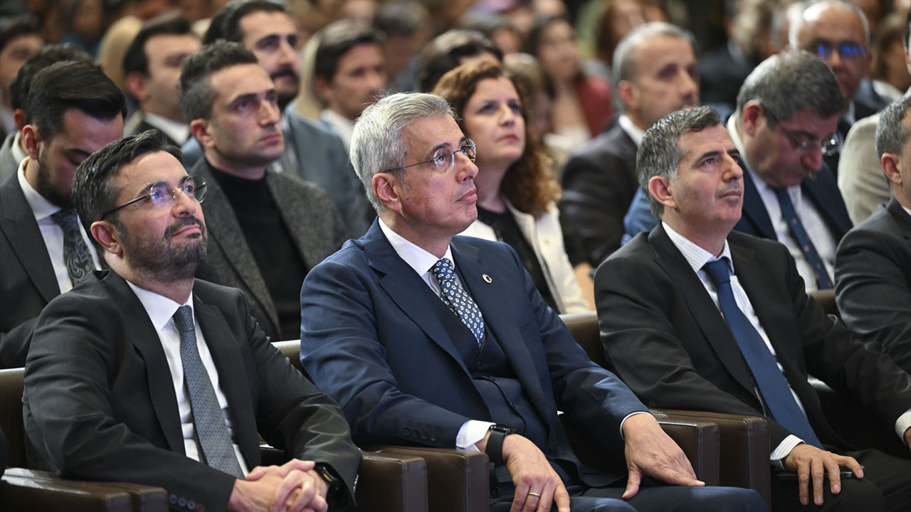 Yerli otomatik şok cihazı Ankara'da tanıtıldı!