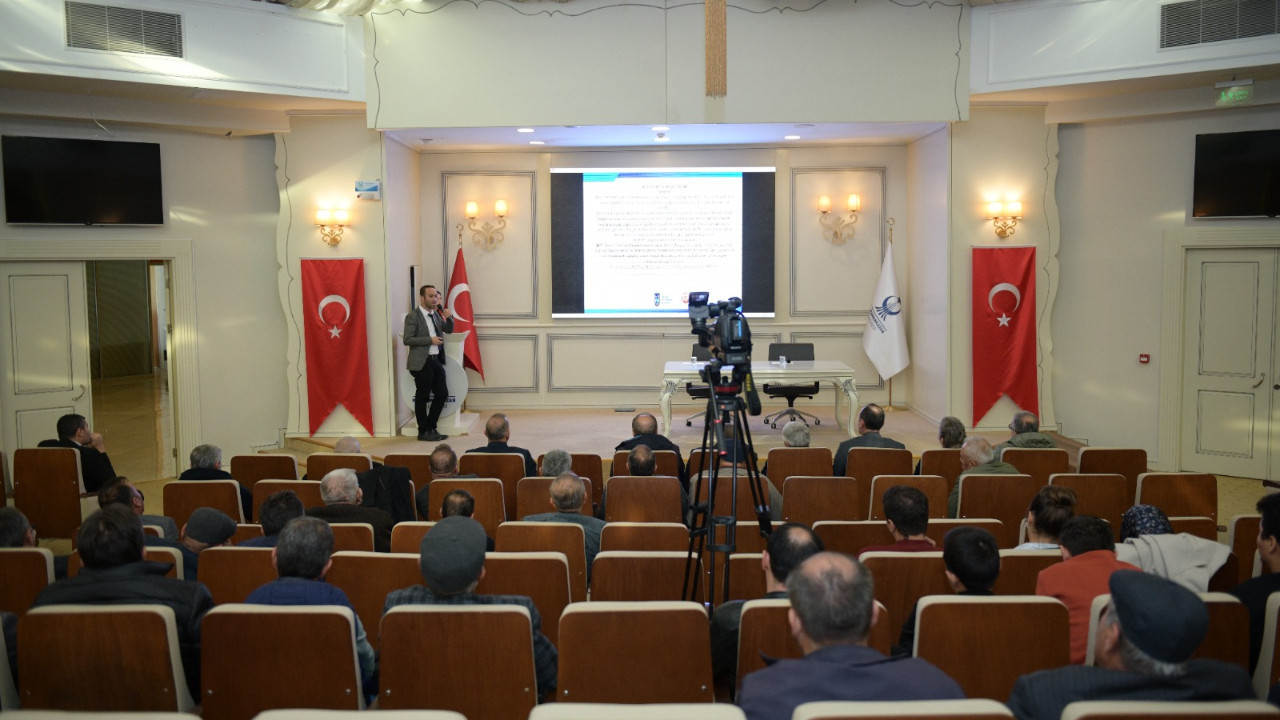 Ankara'da toprak alarm veriyor: Kahramankazan’da çiftçilere iklim uyarısı