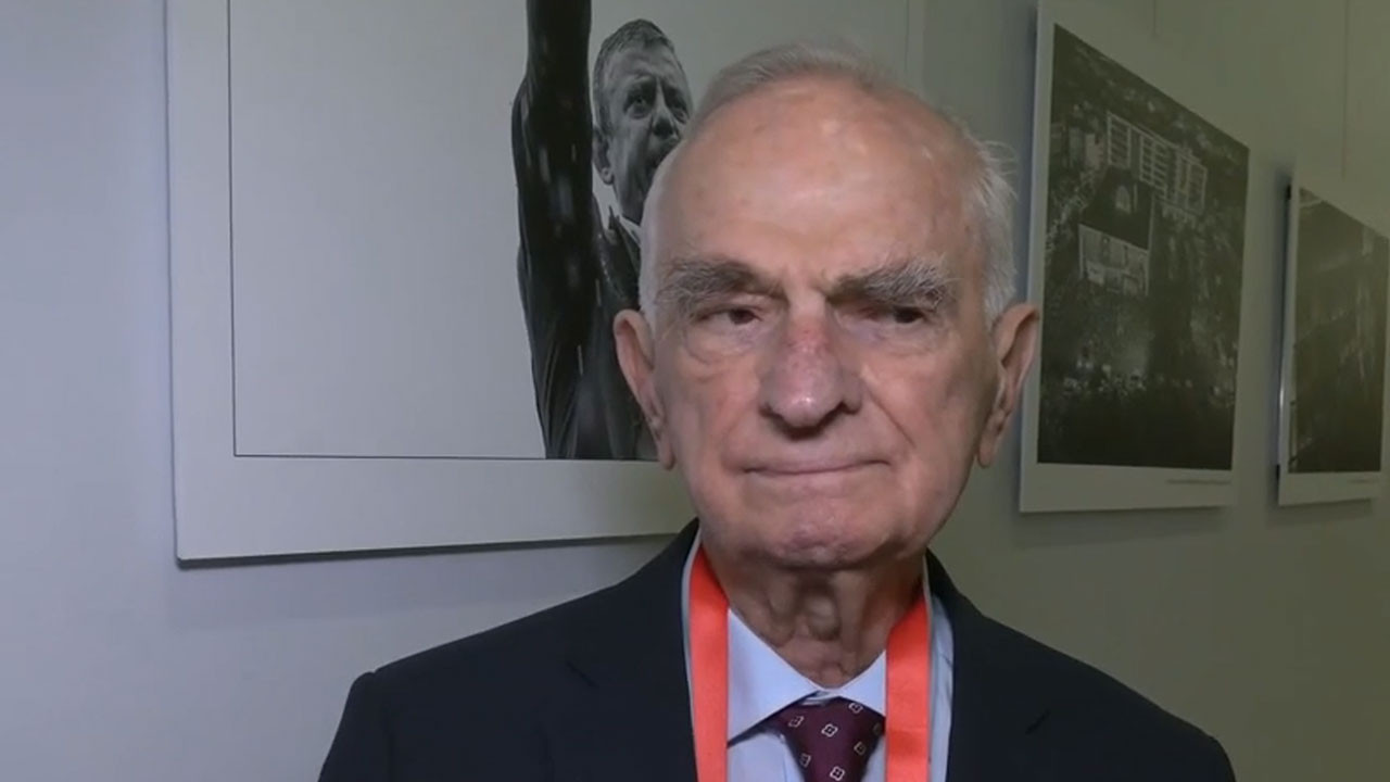 Önder Sav, Tevfik Fikret'ten alıntı yaparak CHP kurultayını değerlendirdi