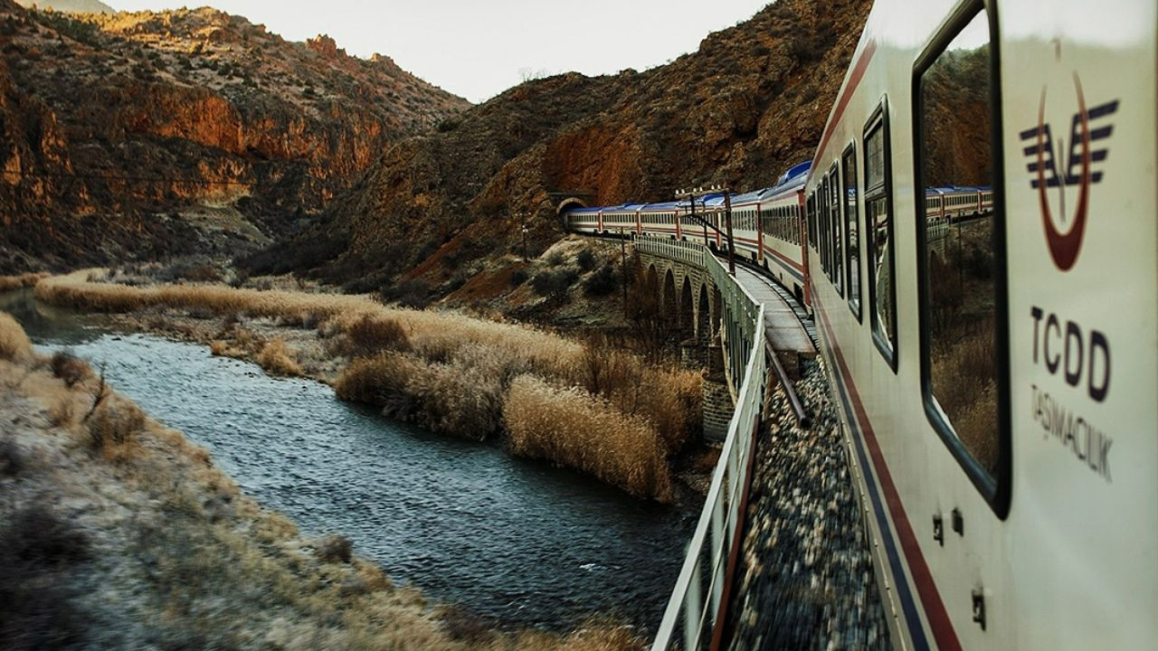 "Turistik Doğu Ekspresi'ne büyük ilgi: 22 Aralık seferleri için biletler tükendi