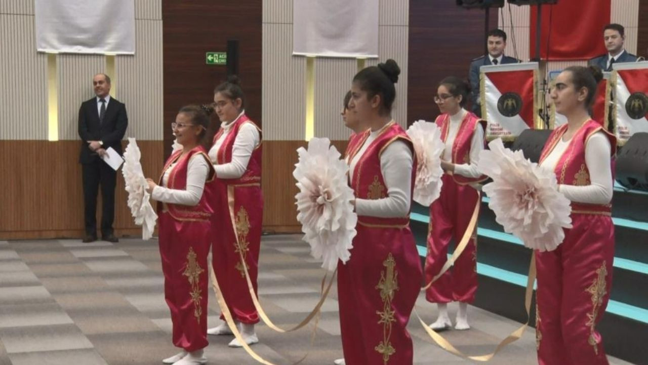 Ankara'da Polis Armoni Orkestrası, özel bireyler için çaldı!