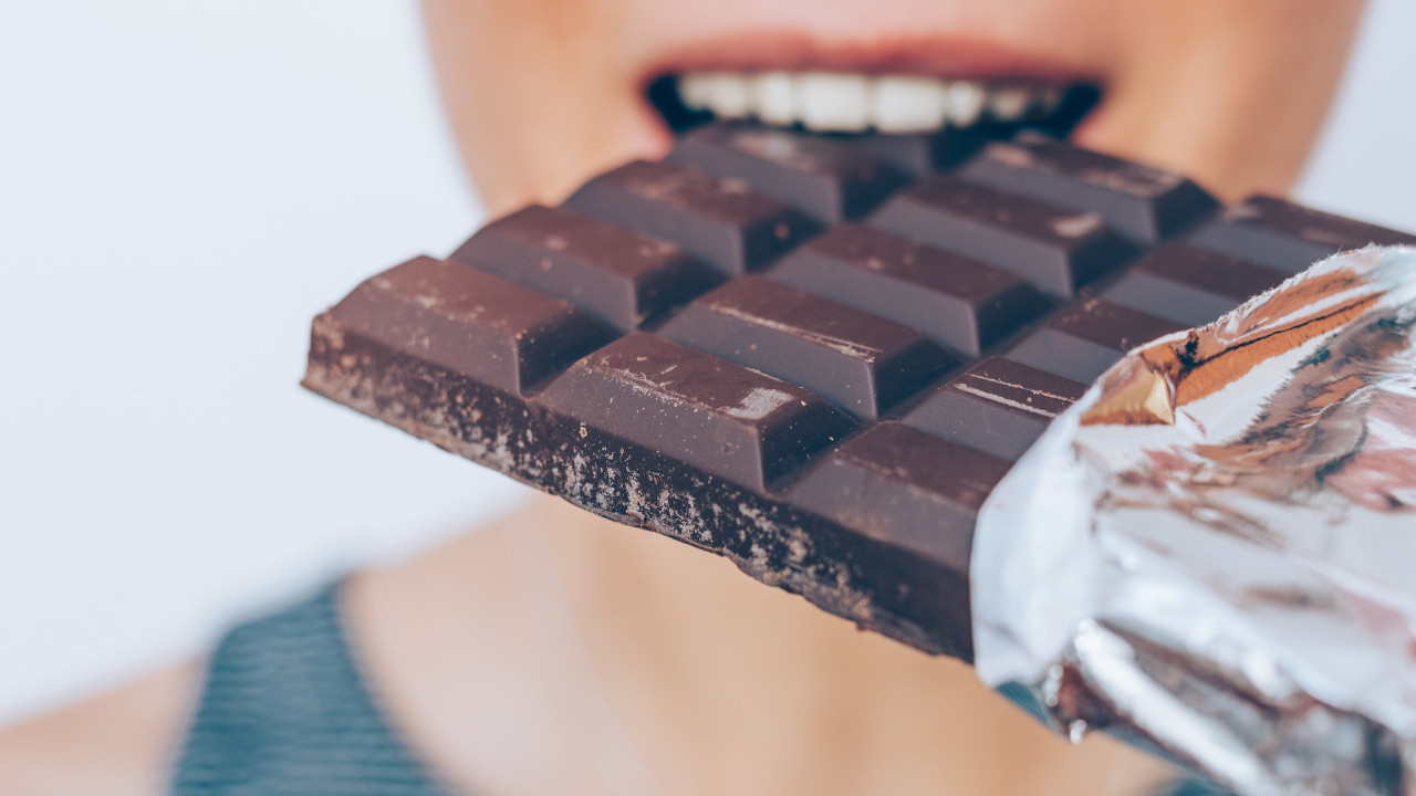 Paris’te çikolata sanatı açık artırmada 100 bin avroyu aştı