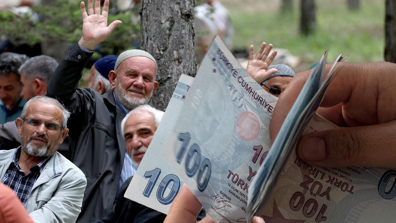 Ocak 2026'da seyyanen zam masada mı? SGK uzmanı kulis bilgisini paylaştı