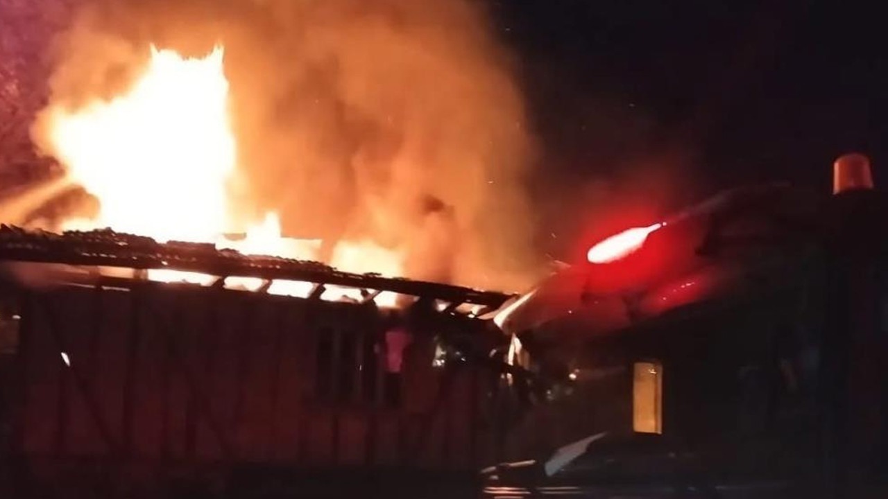 Kastamonu'da korkutan yangın! Ev kullanılamaz hale geldi