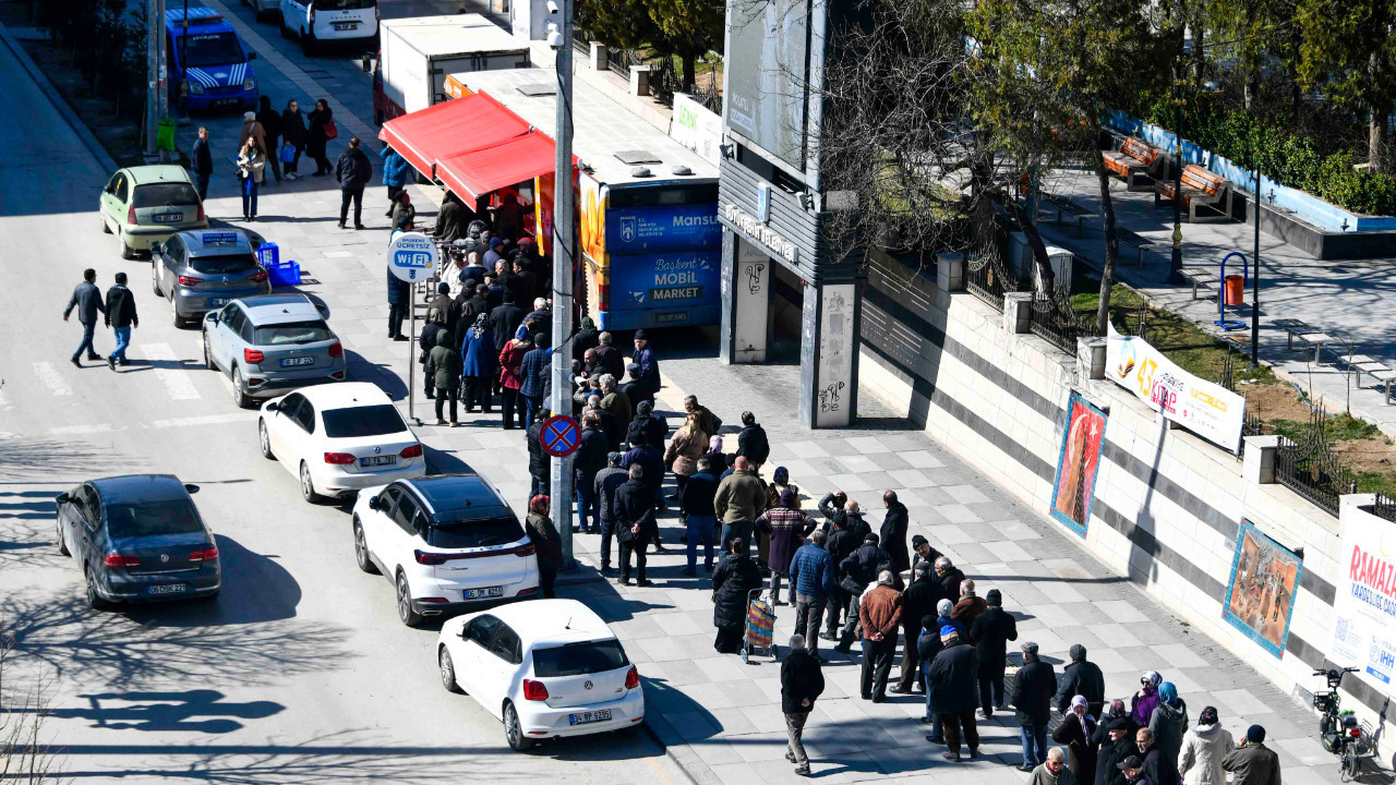 ABB'den Ramazan'da uygun fiyatlı et: Mobil market sahada!