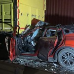 D-650'de cip, kamyona ok gibi saplandı: 1 ölü