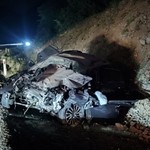 Konya'da yolcu otobüsüyle çarpışan otomobilin sürücüsü öldü, 8 kişi yaralandı