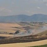Çorum'da boş tarlada çıkan yangın söndürüldü