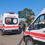 Kırıkkale’de lüks otomobilin neden olduğu kazada 3 kişi ağır yaralandı