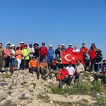 “Milli irade” 15 Temmuz şehitleri için dağa tırmandı