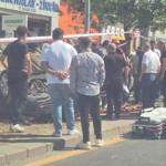 Yenimahalle'de otomobil savrularak refüje devrildi! Yaralılar var!