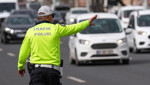 Karapürçek otobanında can pazarı! Kontrolden çıkan servis aracı saniyeler içinde böyle takla attı