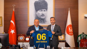 Ankaragücü ile Keçiören Belediyesi arasında güç birliği! Özarslan'dan Ankaragücü'ne büyük jest