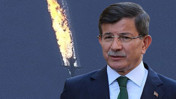 Davutoğlu'ndan Özel'e sert yanıt: "Türkiye'de iktidara talipsiniz güya öyle mi?"