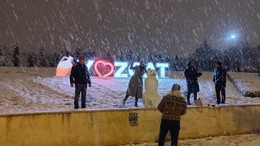 Yozgat’ta kar yağışı şehri beyaza bürüdü, vatandaşlar karın keyfini çıkardı