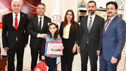 Kırıkkaleli minik piyanist Azelya Ercan dünya üçüncüsü oldu