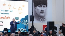 Mesut Özarslan, iftarda Yozgatlılarla buluştu