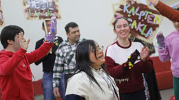 Çankayalı kursiyerlerden +1 farkla sevgi ve farkındalık mesajı