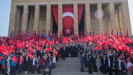 Ankaralı belediye başkanlarından 23 Nisan mesajı