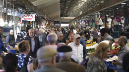 Bayram öncesi Ulus Hali'nde yoğunluk