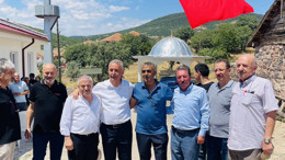 Başkan Adem Ceylan dernek toplantısında hemşehrileriyle buluştu