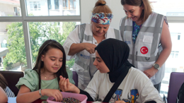 Etimesgut’ta minik eller hayallerini takılara dönüştürdü!