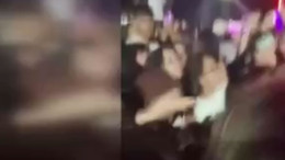 Etimesgut’ta Manifest konserinde kavga! Tokat anı kamerada