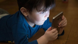 Uzmanlar uyarıyor: Dijital dünyaya atılan erken adım tehlikeli