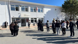 Ankara’nın Evren ilçesinde öğrenciler, deprem tahliye tatbikatı ile bilinçlendirildi