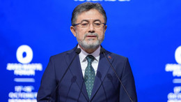 Bakan Yumaklı'dan çiftçilere müjde: Hesaplara yatırılıyor!