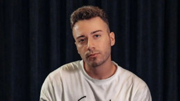 Enes Batur kimdir, neden Youtube kanalını kapattı?